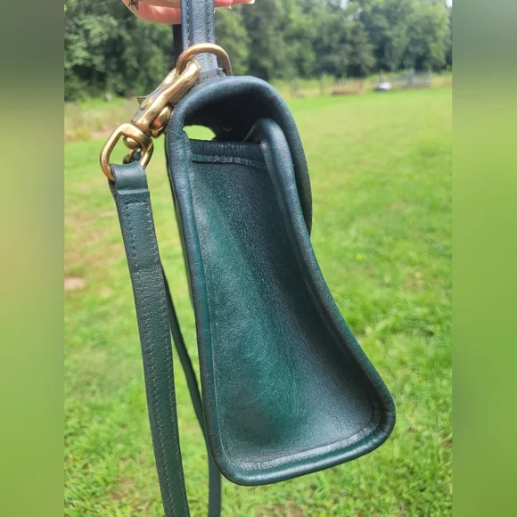Vintage Coach Bottle Green Regina - Picture 4 of 16